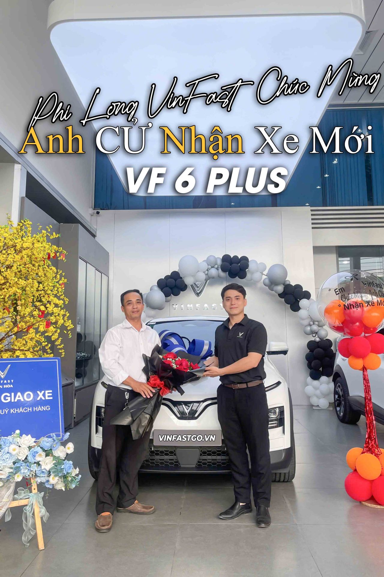 Khách hàng nhận xe VinFast